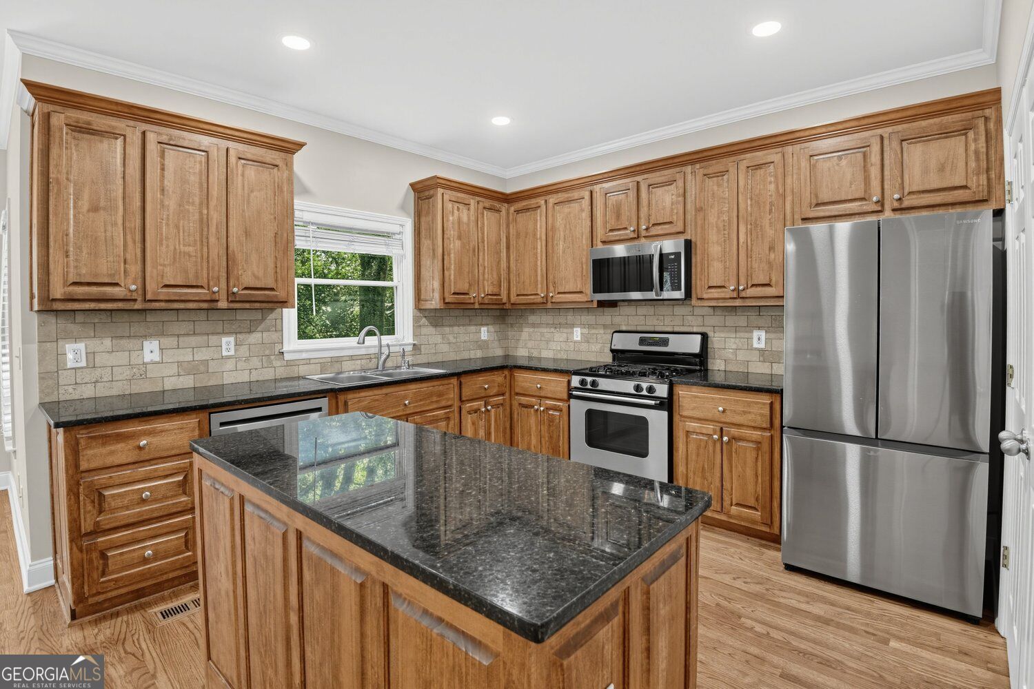 1176 Michael Lane Property Photo 6