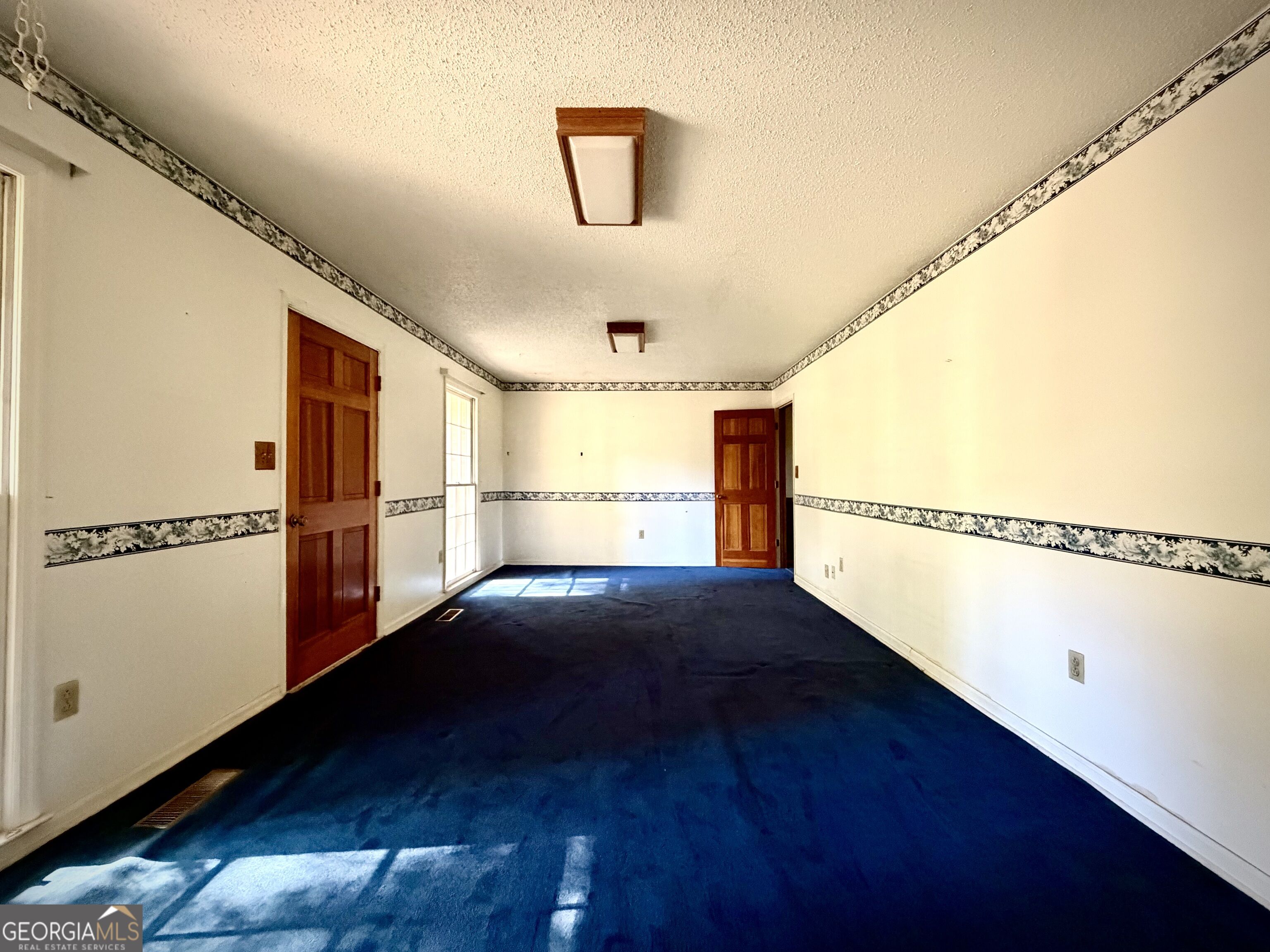 511 Brookdale Drive Property Photo 11