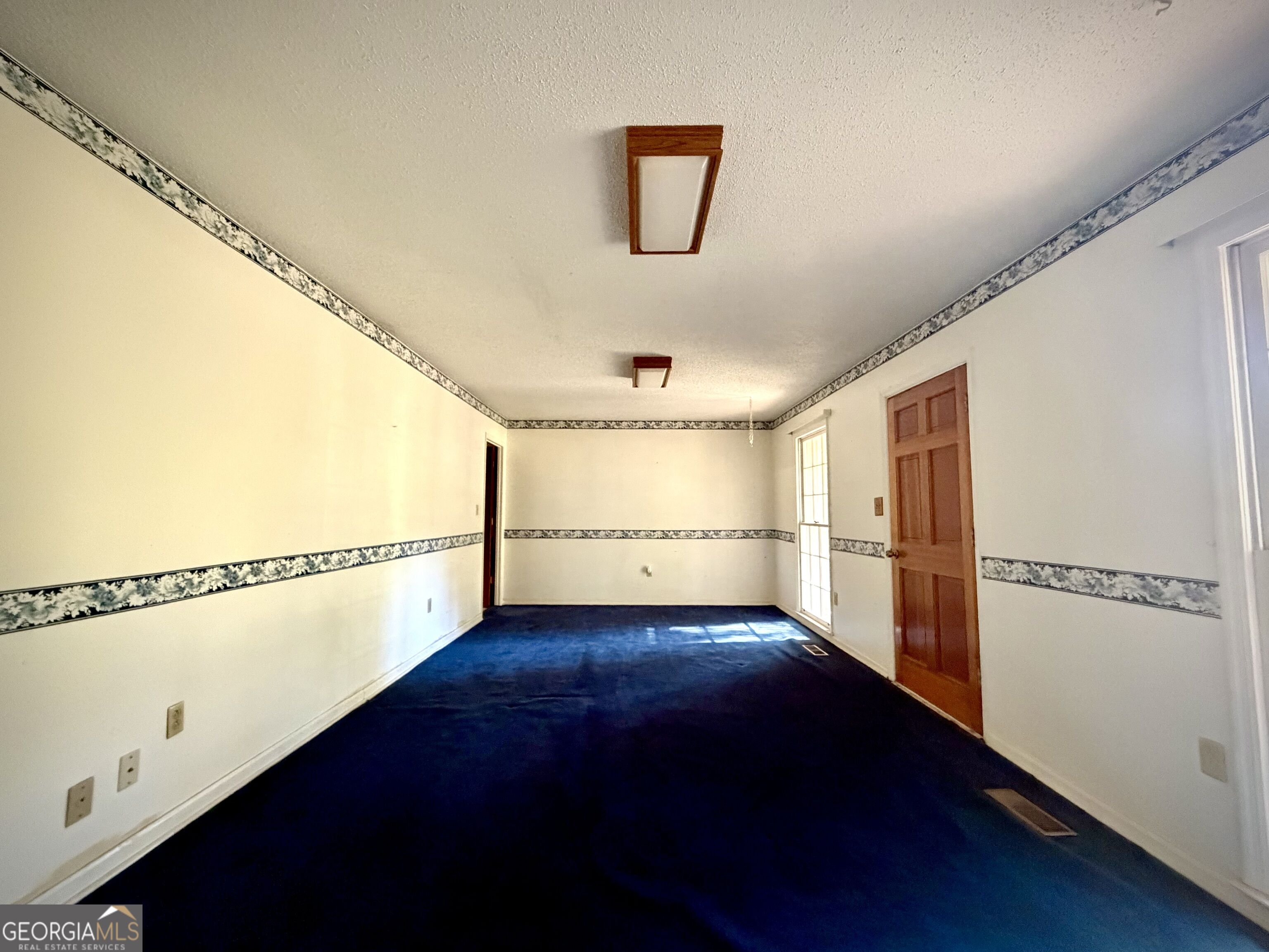 511 Brookdale Drive Property Photo 12