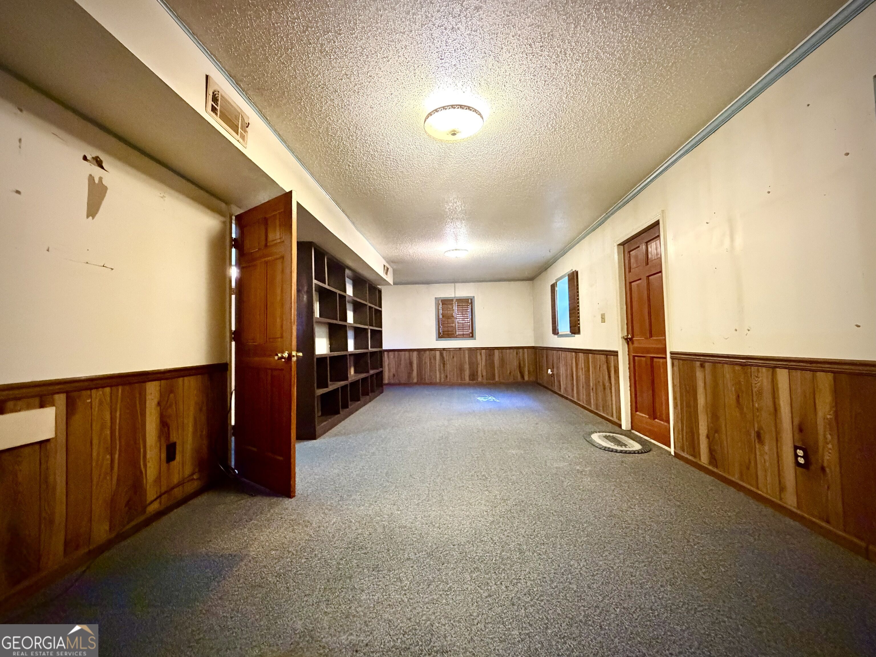 511 Brookdale Drive Property Photo 26
