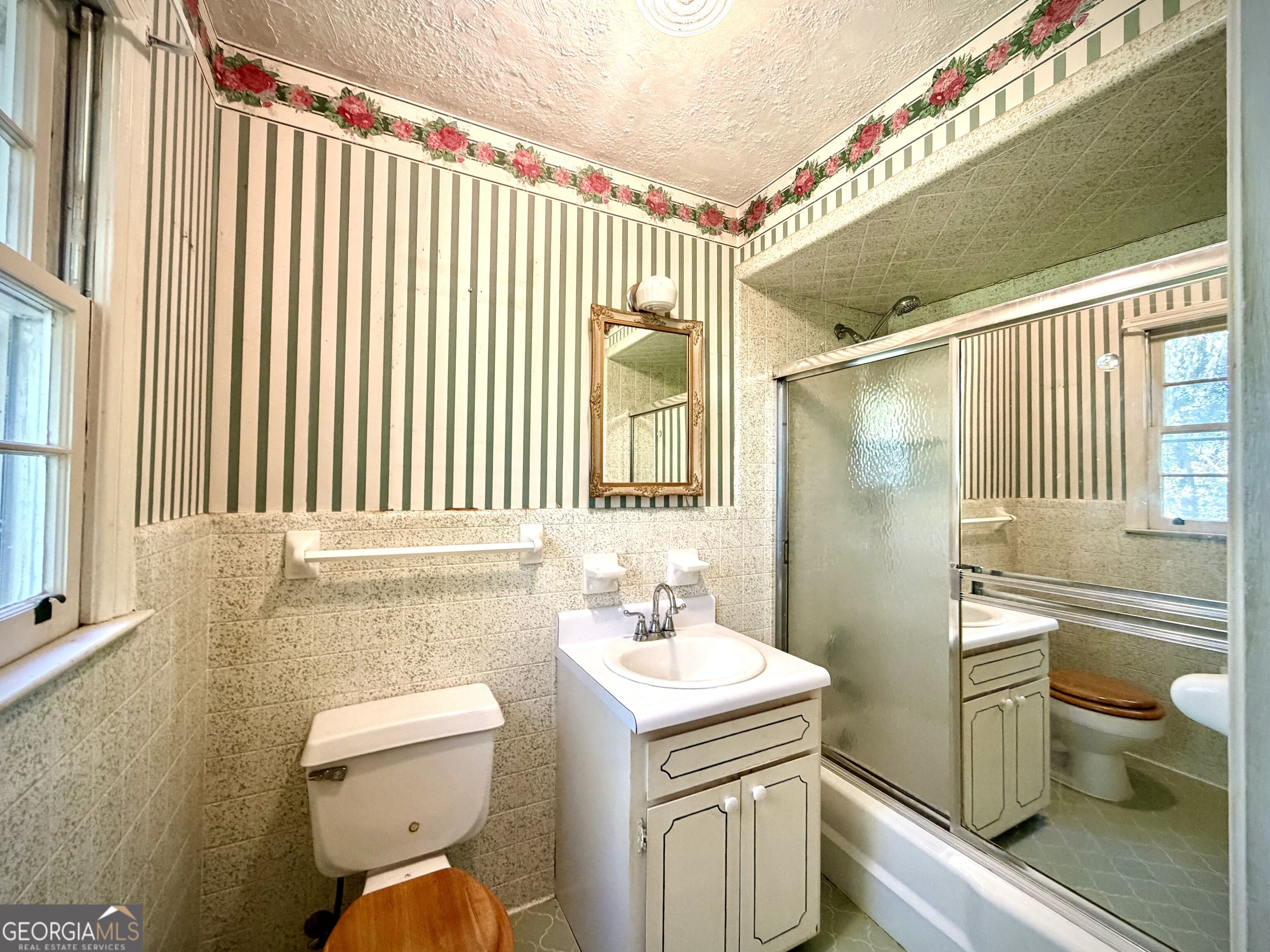 511 Brookdale Drive Property Photo 32