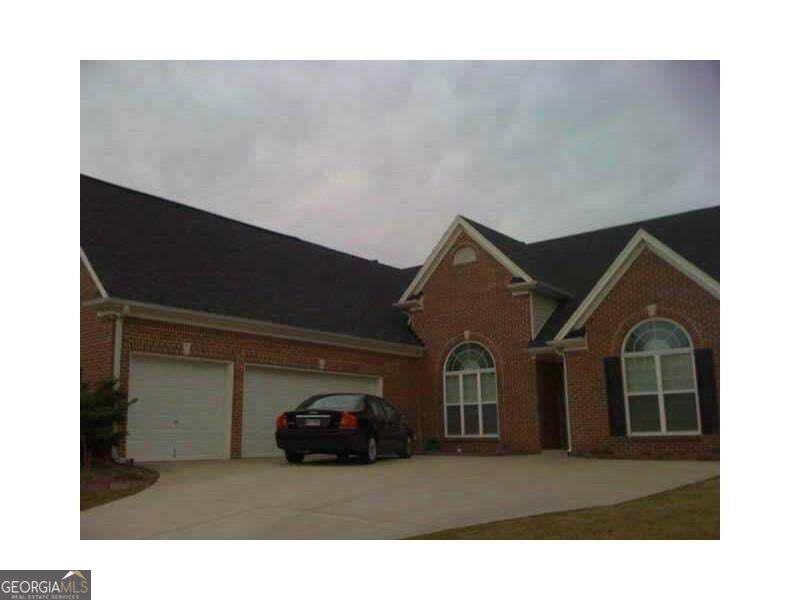 3555 Stoneleigh Run Drive # 3555 Property Photo 1