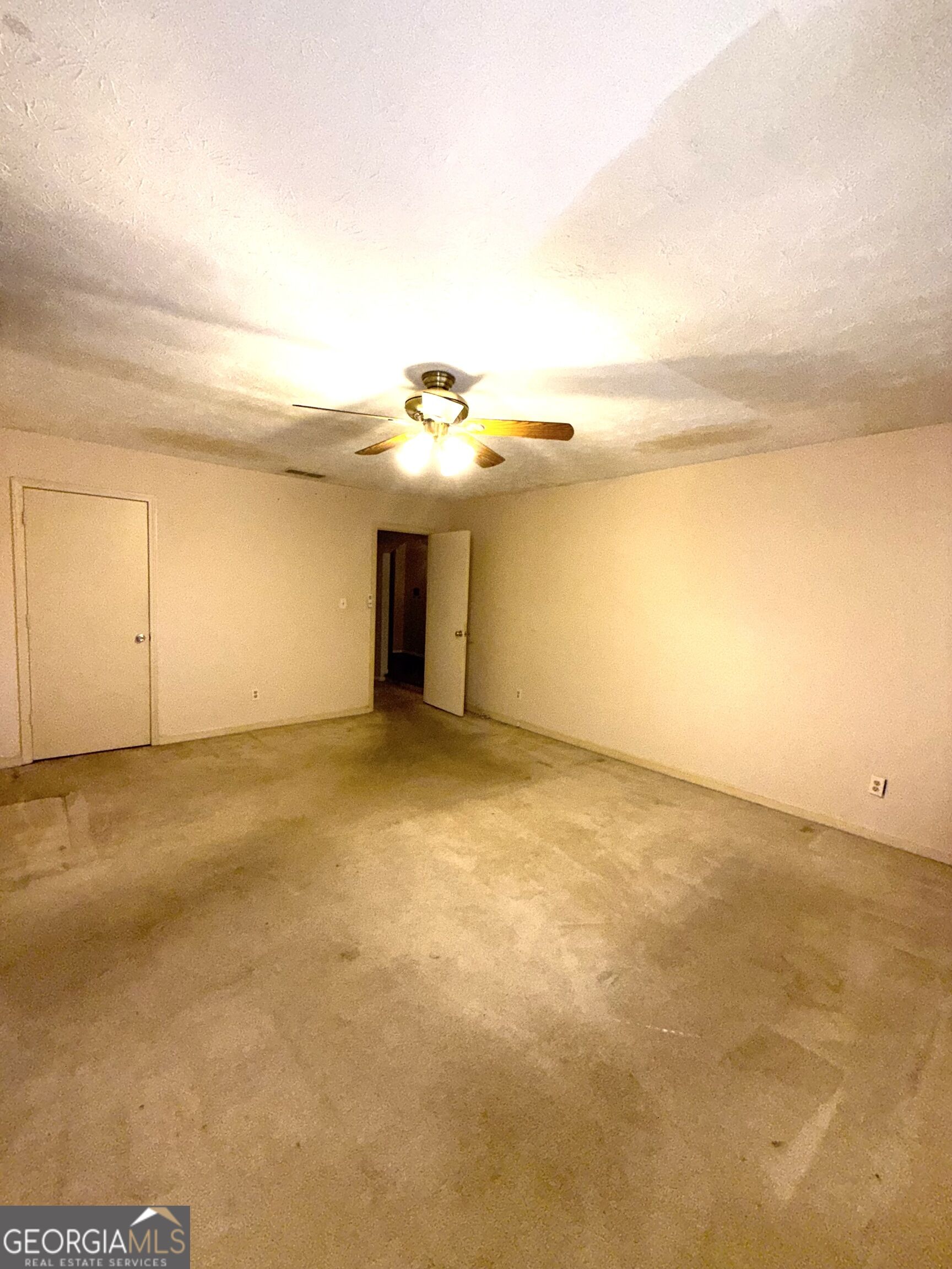4955 Wycliffe Drive Property Photo 15