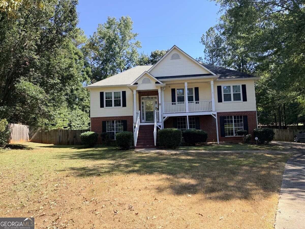 1405 Aberdeen Court Property Photo 1