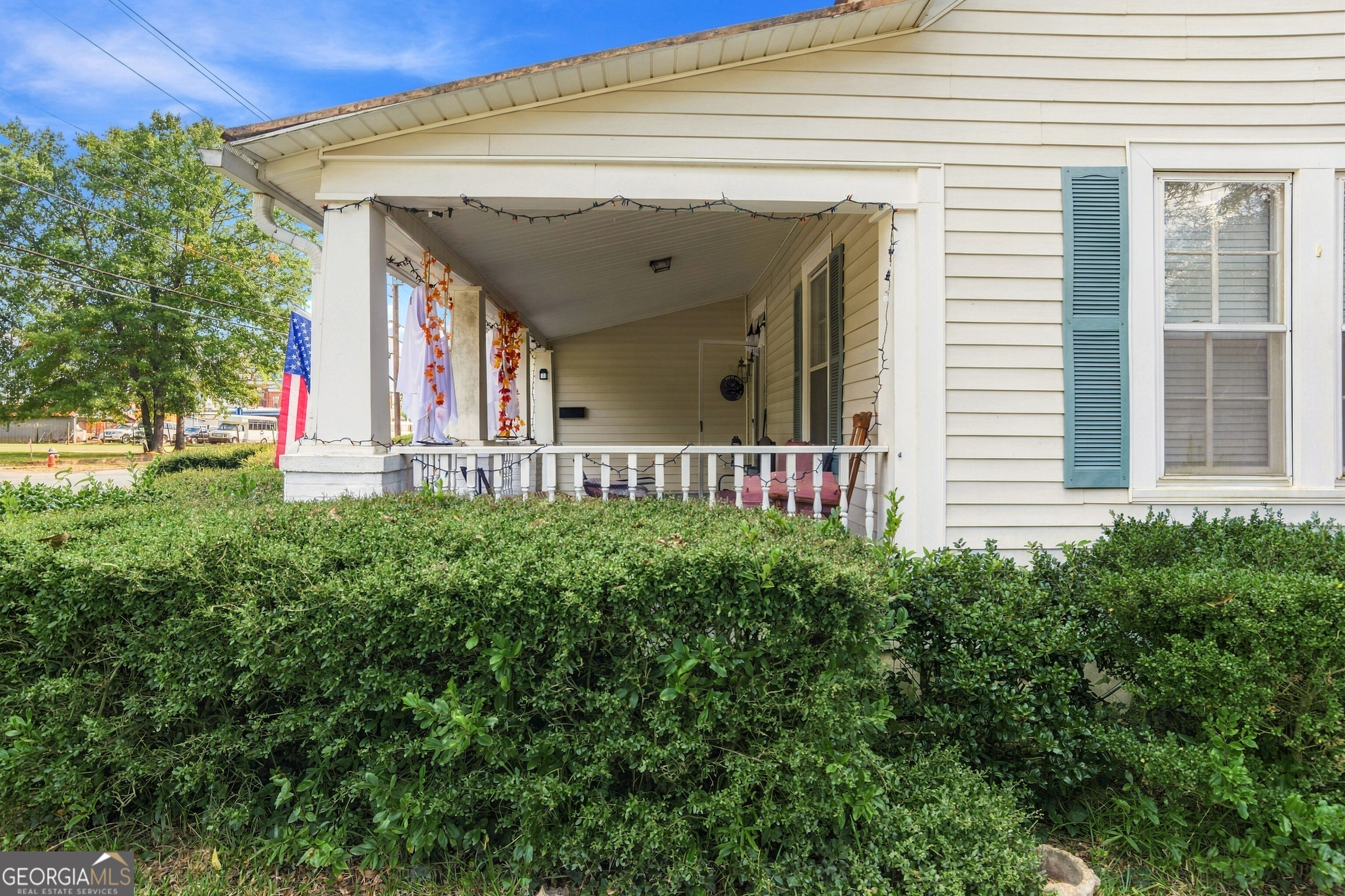 213 Warthen Street Property Photo 5