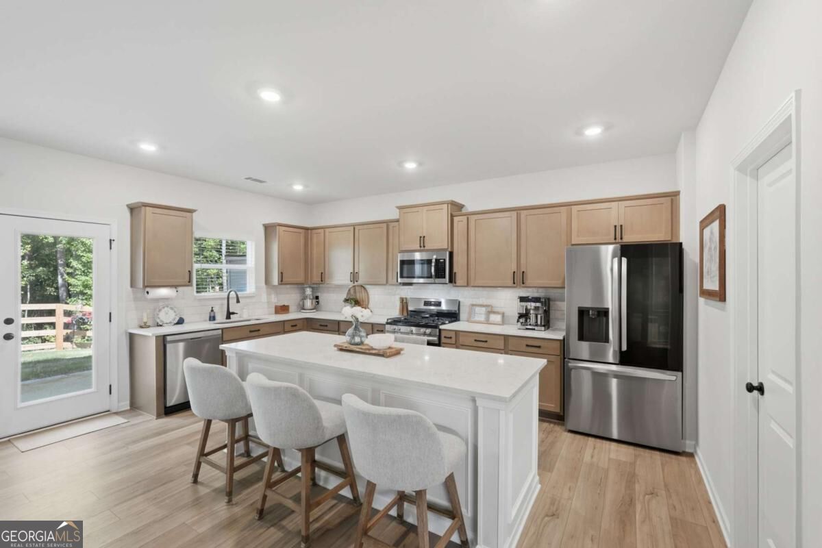75 Pineview Drive Property Photo 10