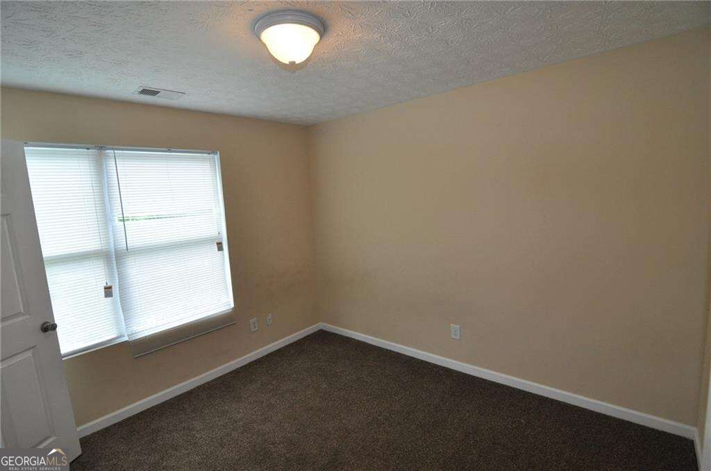 8304 Par Four Way Property Photo 5
