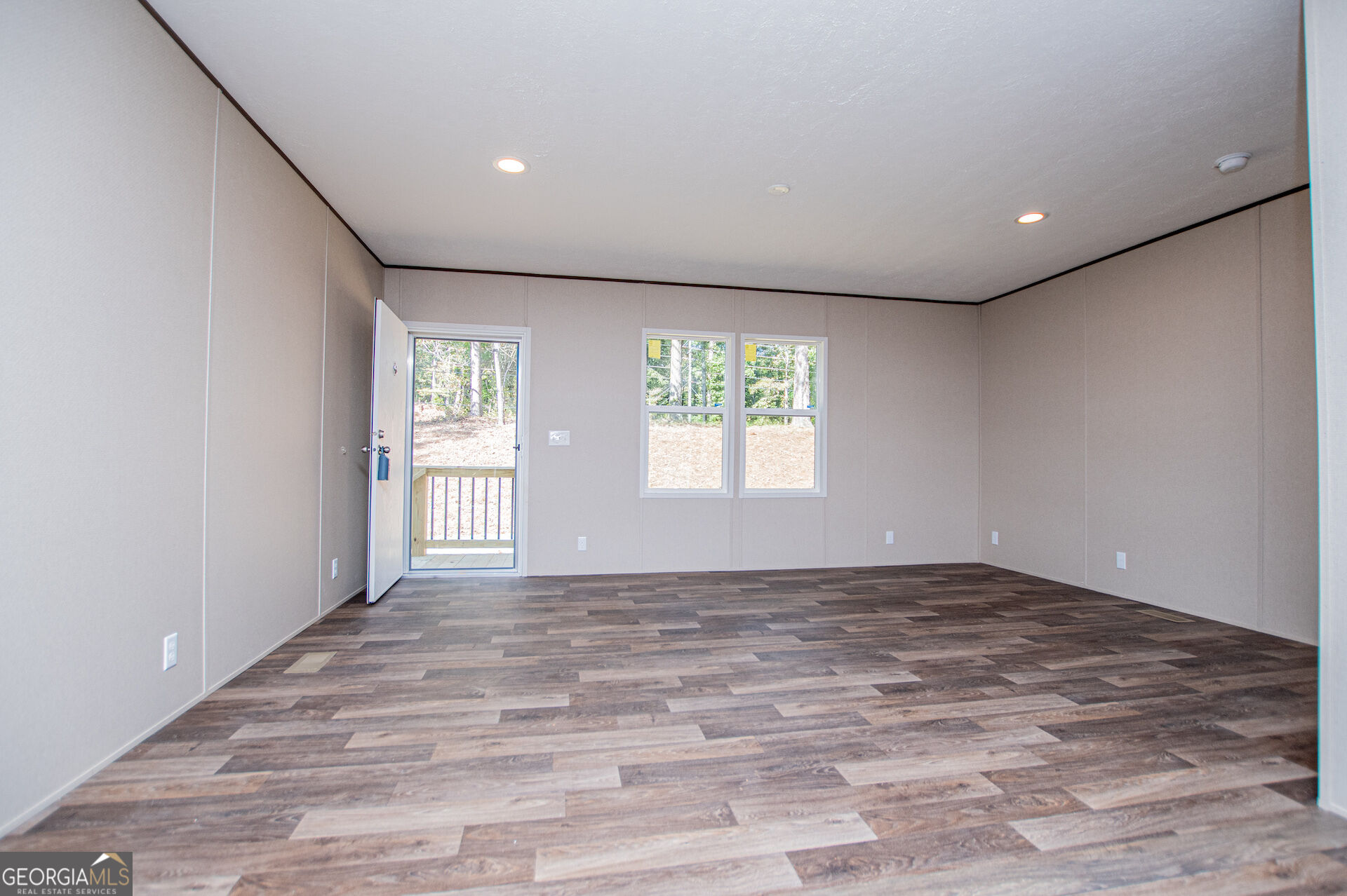 9705 Us Highway 78 Property Photo 14