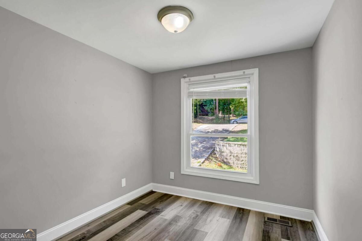 3286 Sunderland Drive Property Photo 12