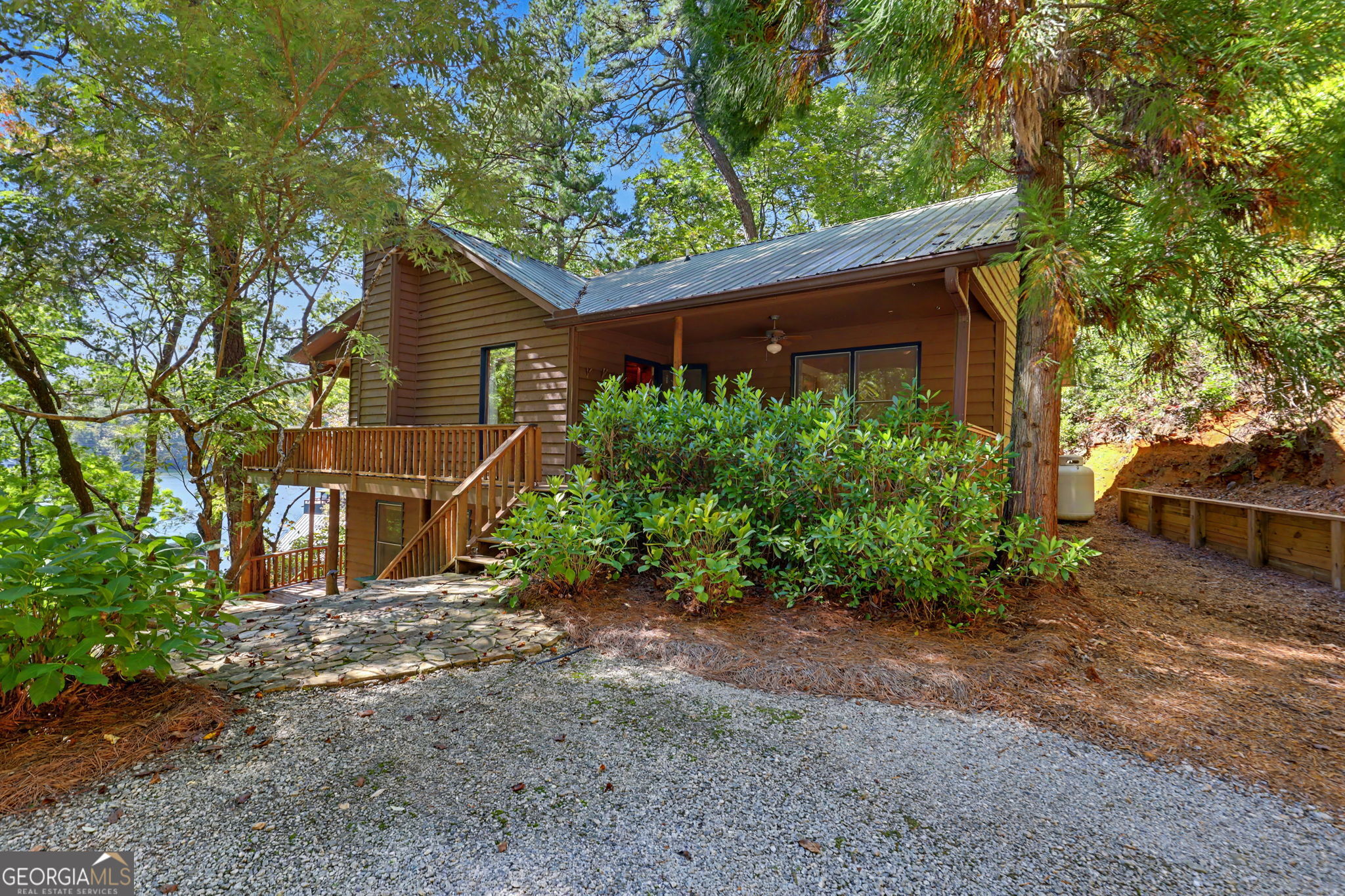 3019 Moccasin Creek Road Property Photo 7