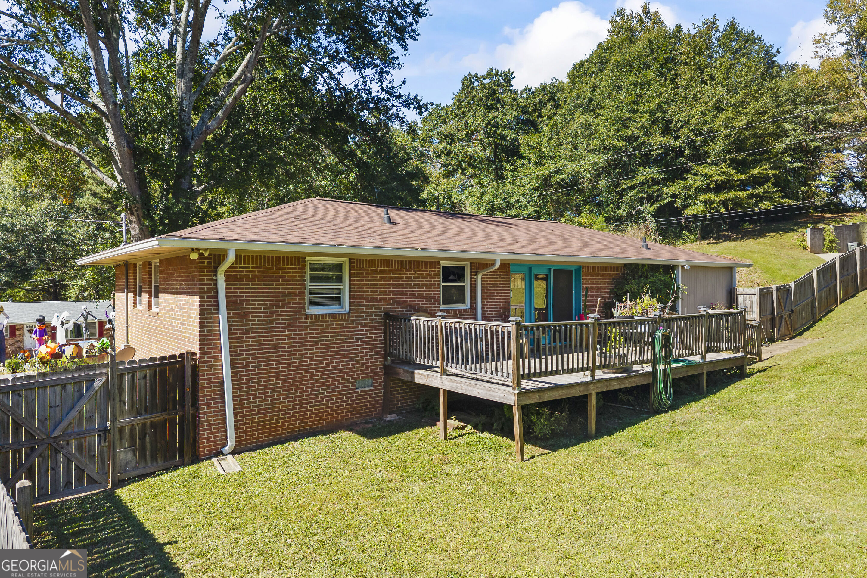 11 Poplar Street Property Photo 10