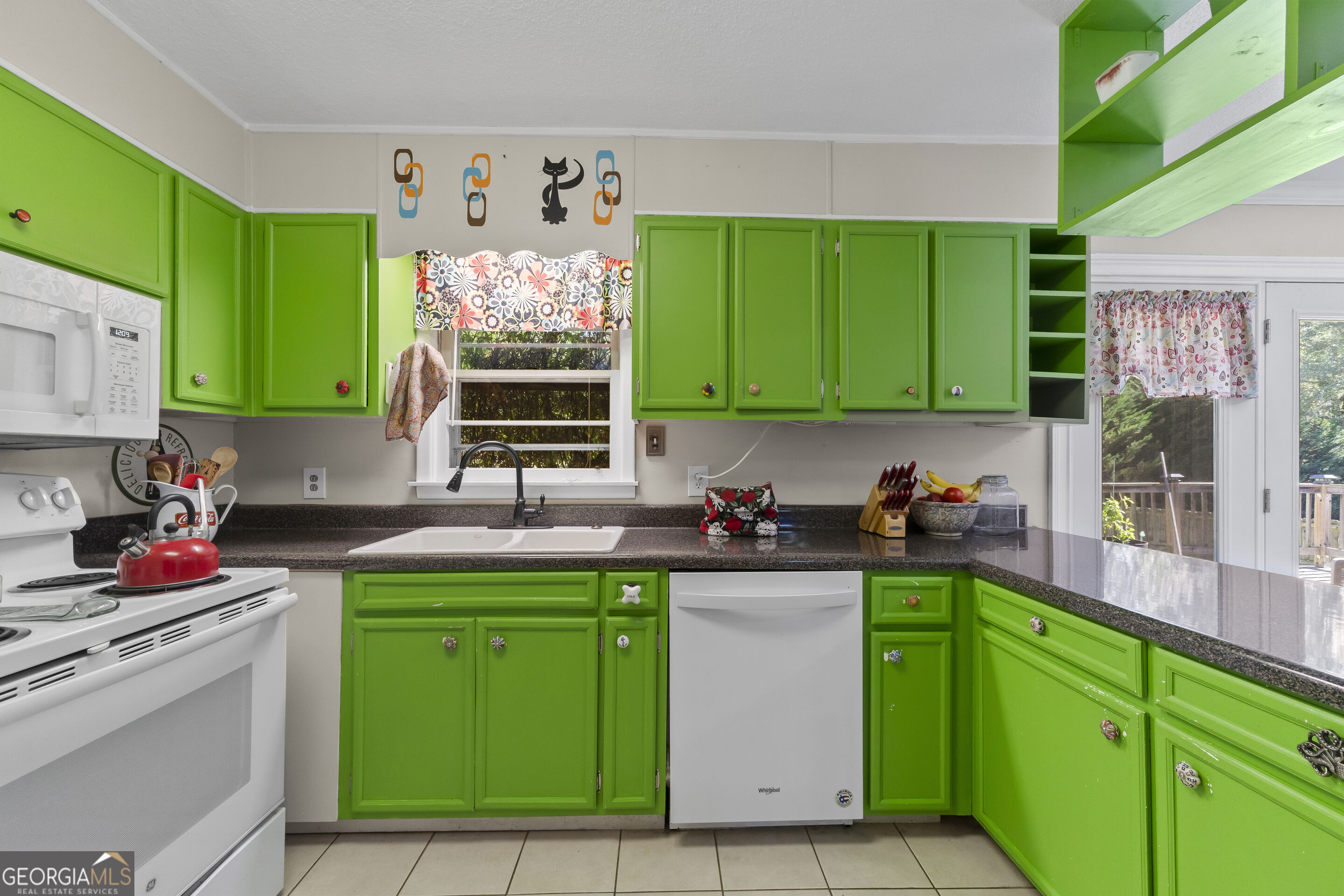 11 Poplar Street Property Photo 18