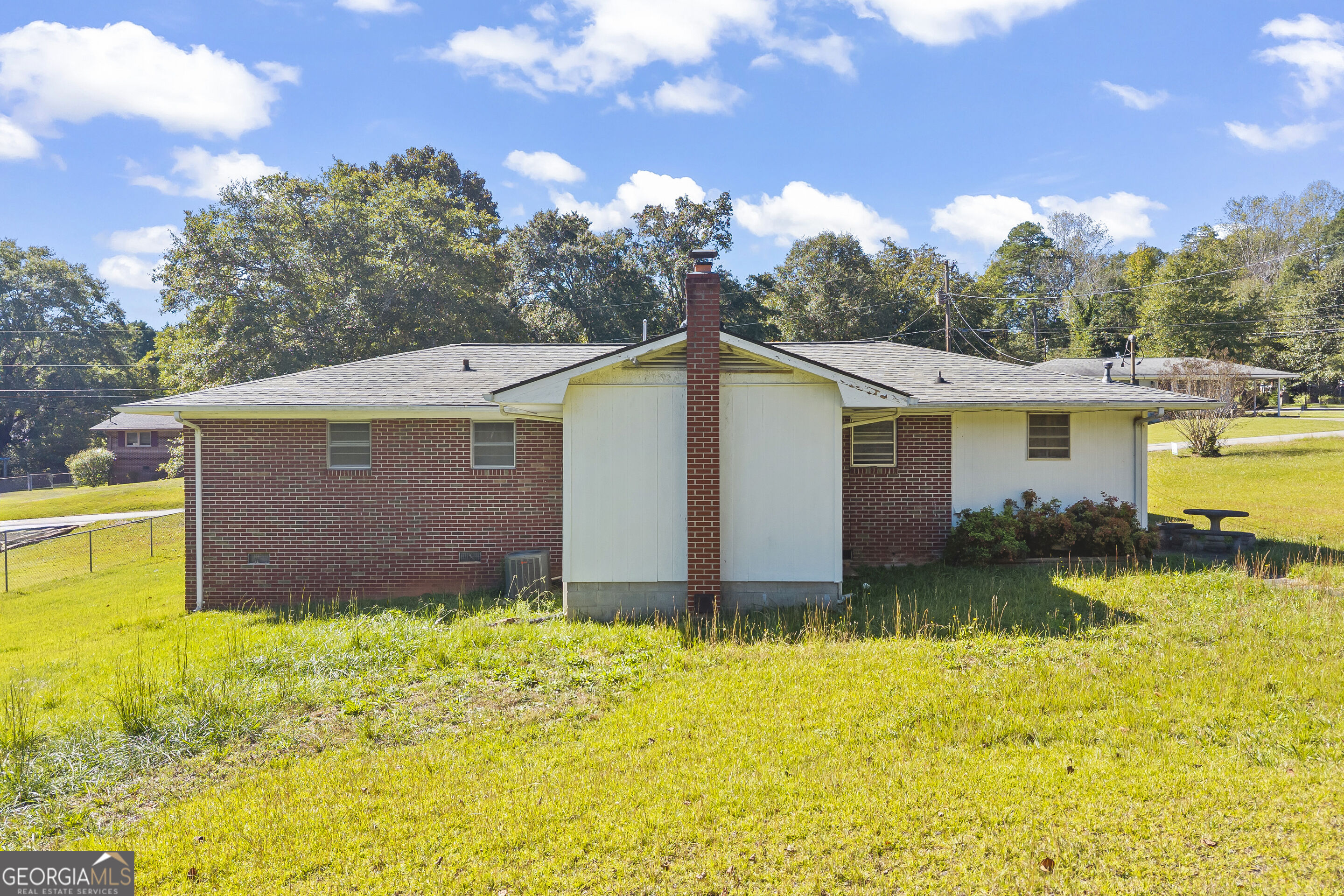 229 Lewis Street Property Photo 12