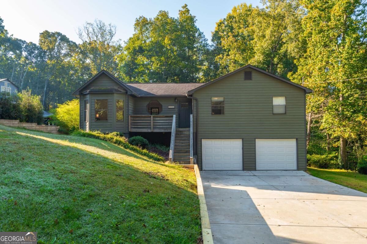 2387 Mohawk Trail Property Photo 1