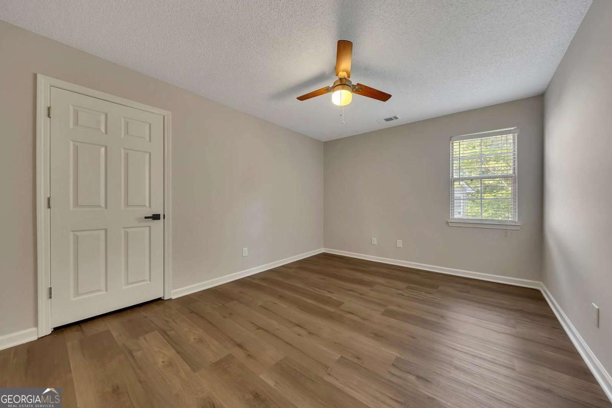 4704 Vineyard Court Se Property Photo 22