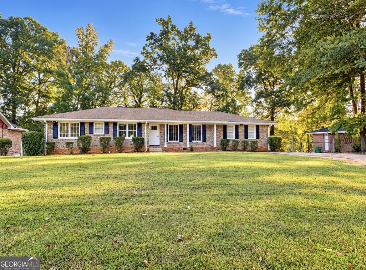 3098 Robindale Road Property Photo 1