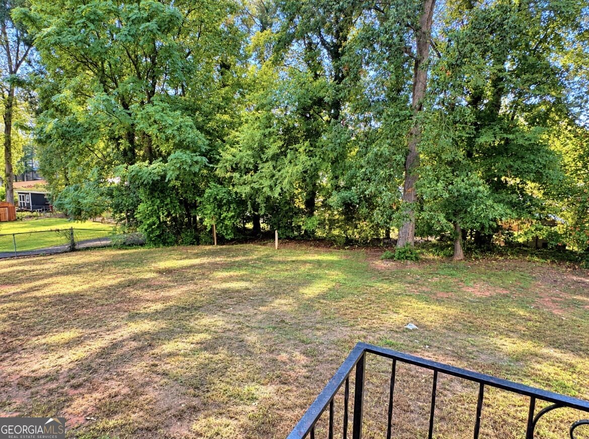 3098 Robindale Road Property Photo 18