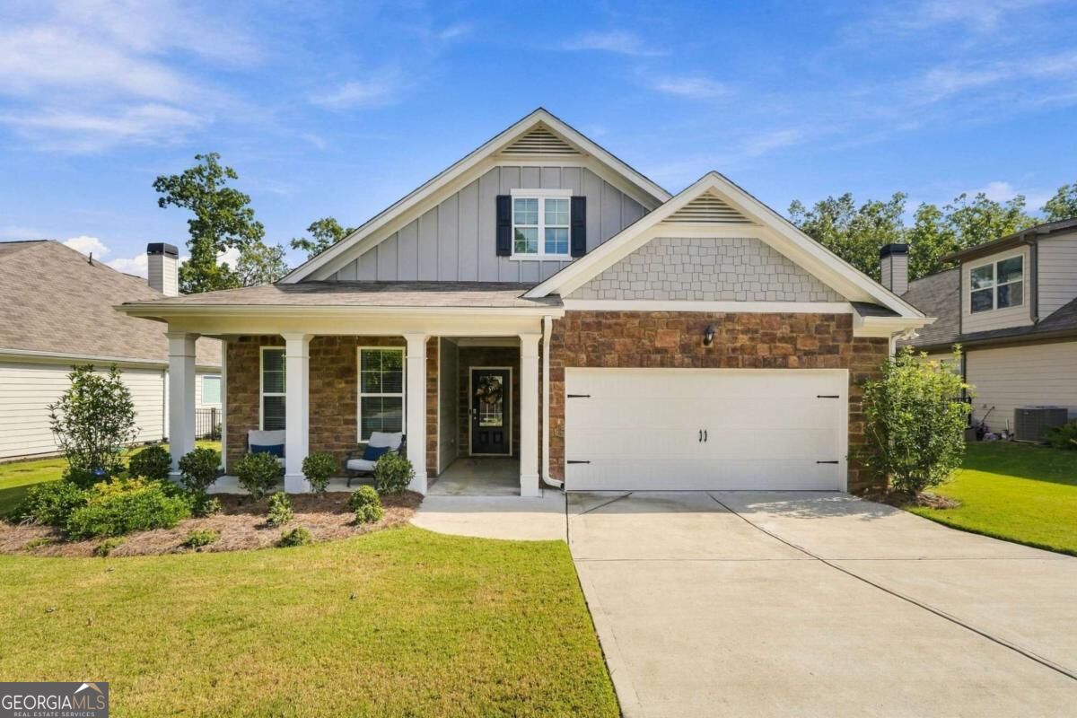 3018 Winding Ridge Property Photo 1