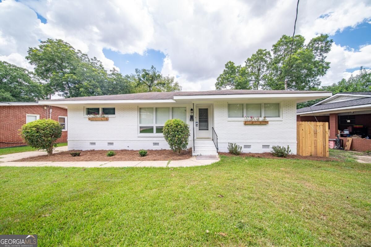 402 46th Street Property Photo 1