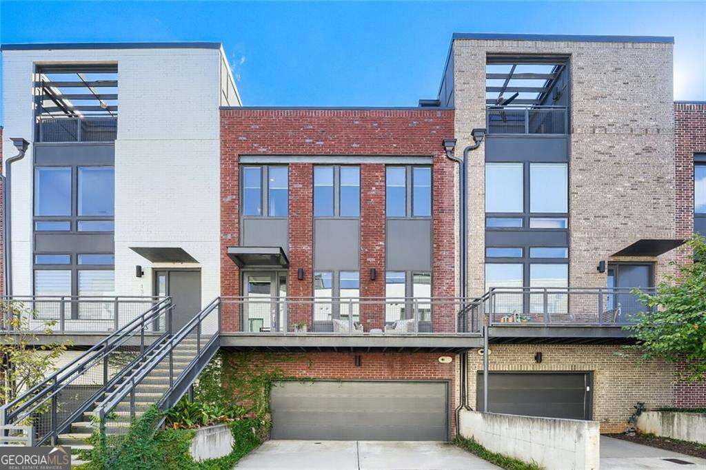1305 Chelsea Circle Nw Property Photo 1