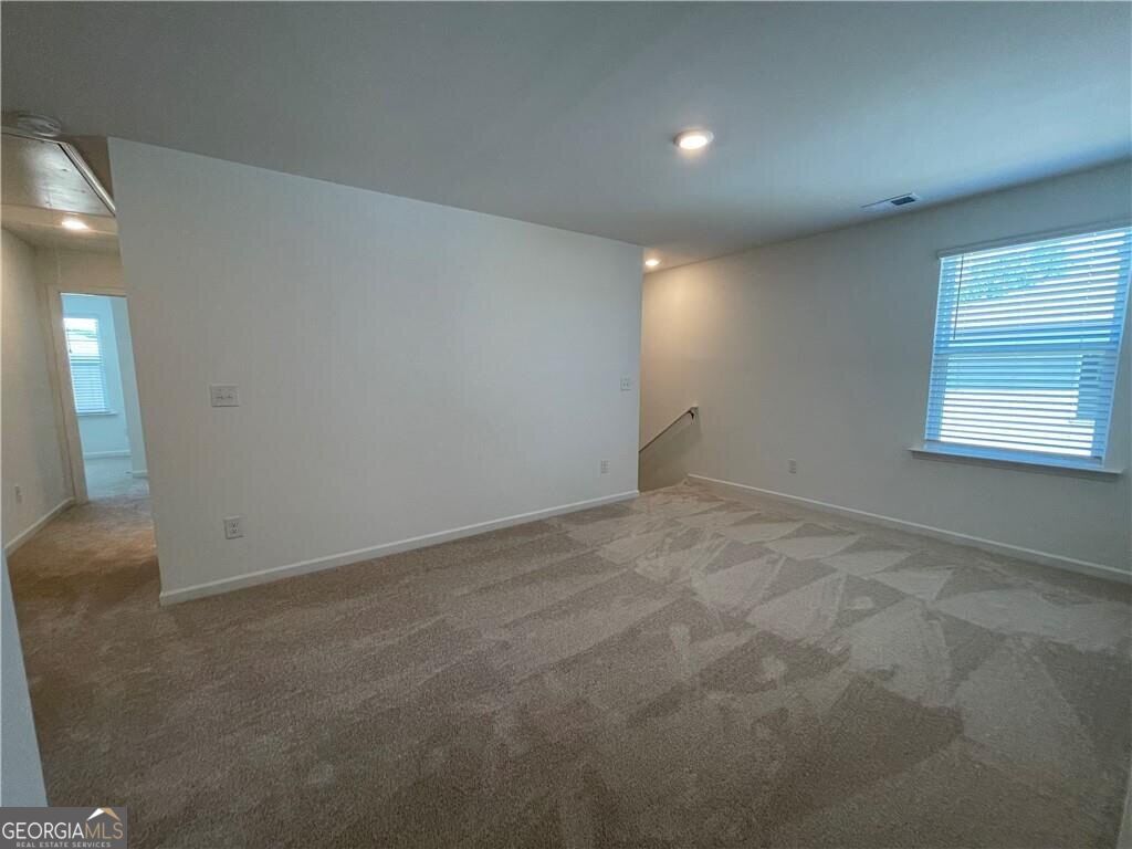 392 Golden Eagle Parkway Property Photo 13