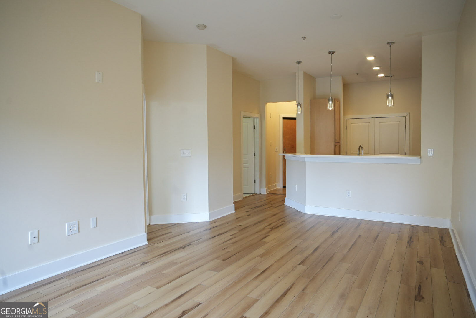 799 Hammond Drive # 113 Property Photo 17