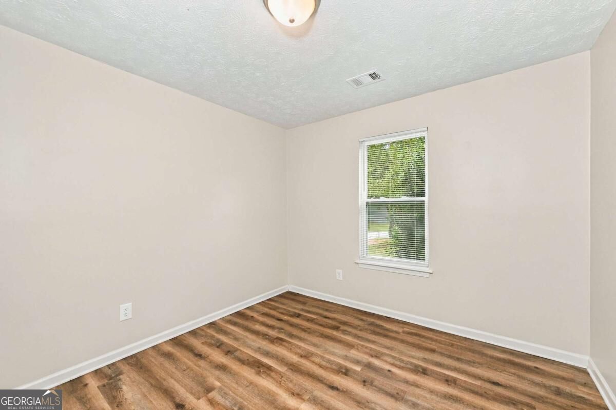 512 Chestnut Lane Property Photo 7