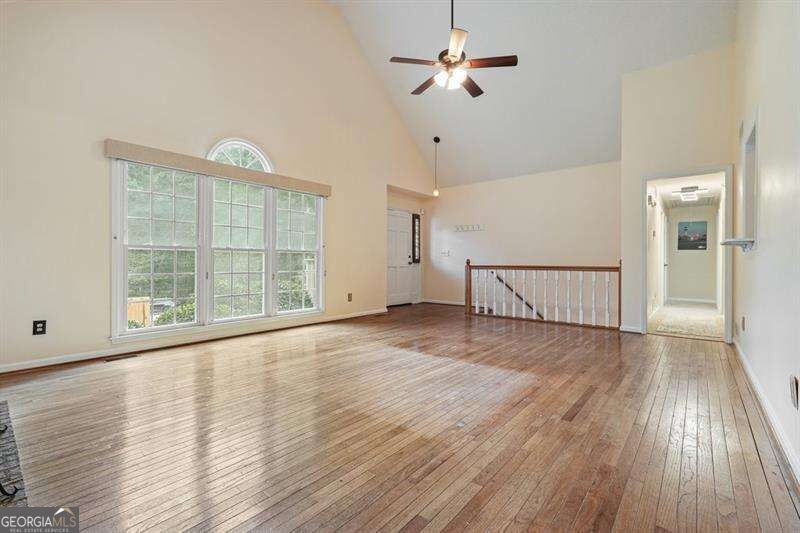 4814 Hillside Court Property Photo 6