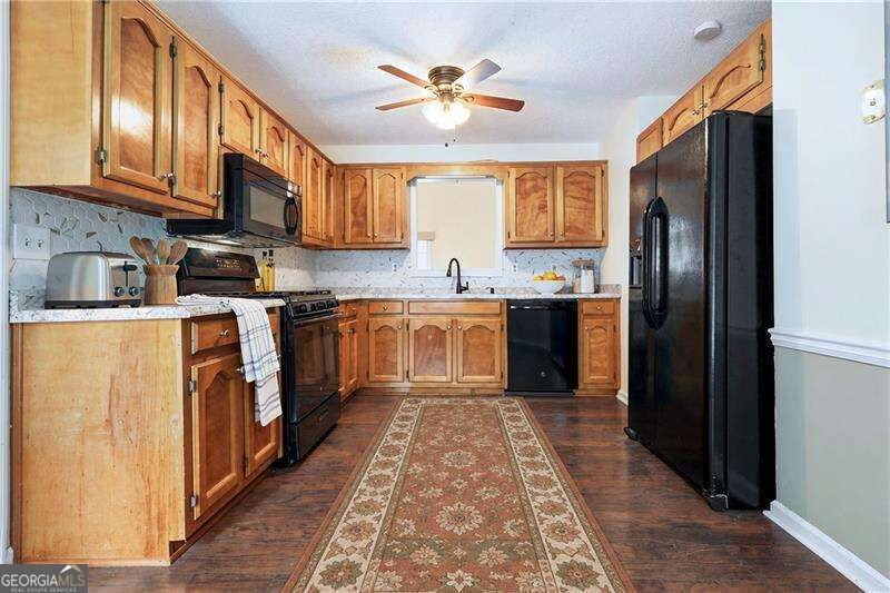 4814 Hillside Court Property Photo 10