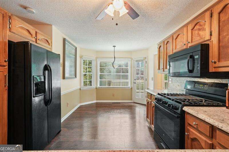 4814 Hillside Court Property Photo 18