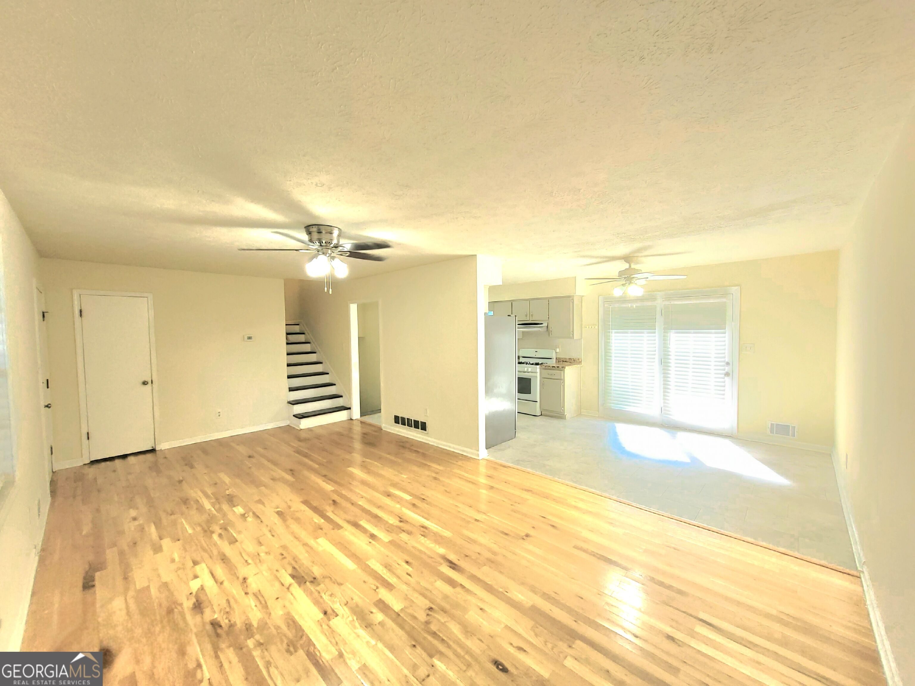 2716 Aruba Drive Property Photo 6