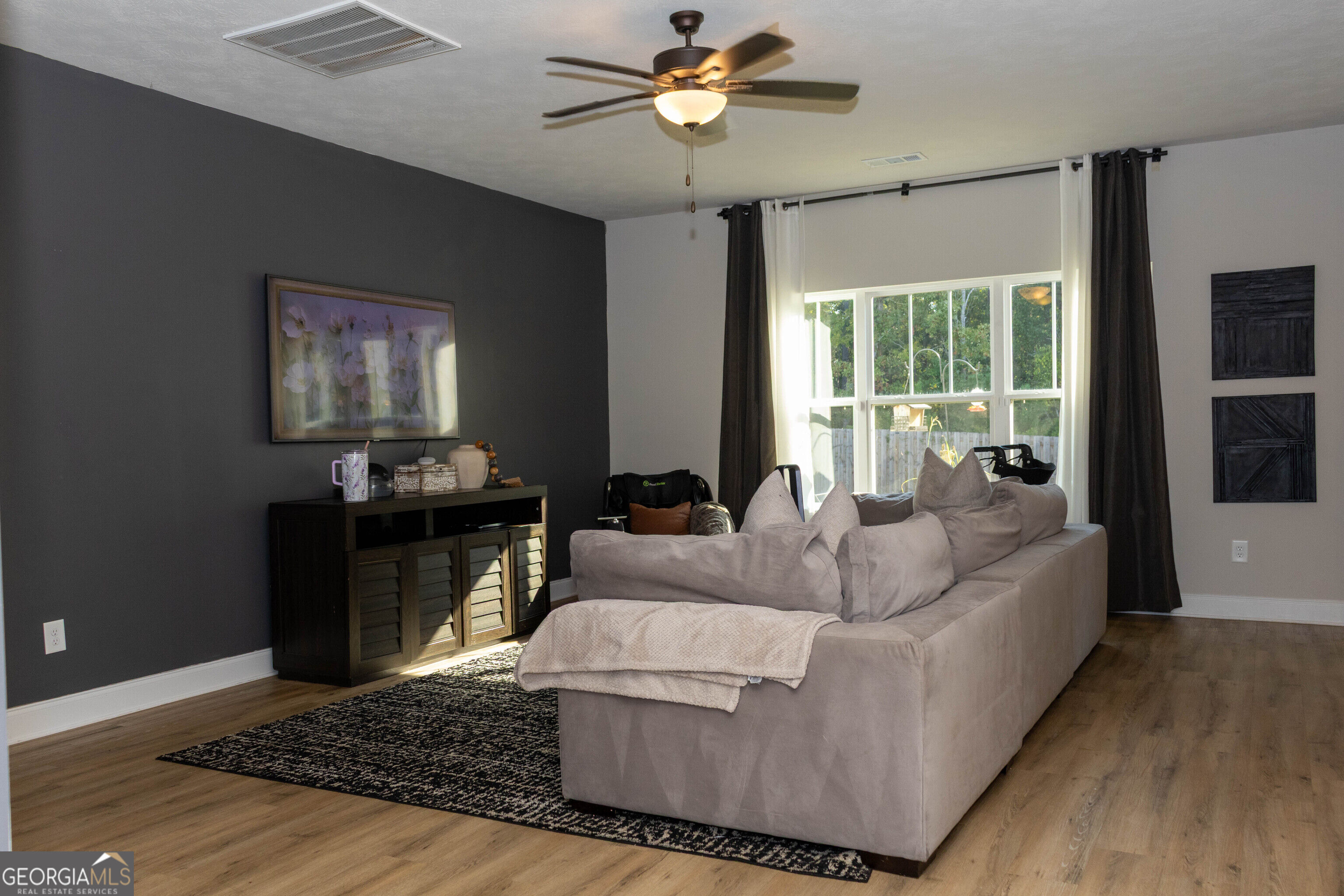 713 Sweetgrass Circle Property Photo 6