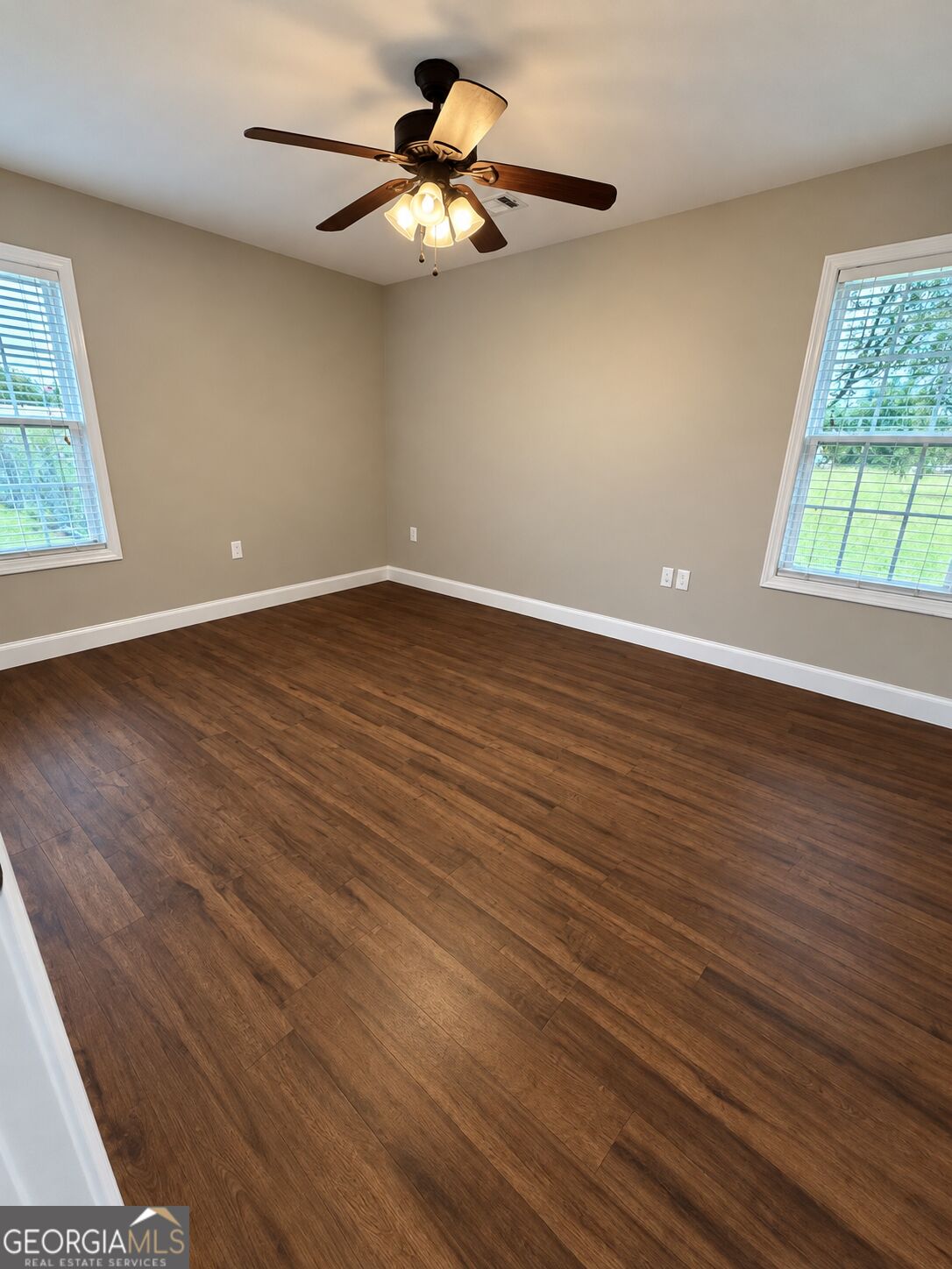 1405 S Cheney Property Photo 10