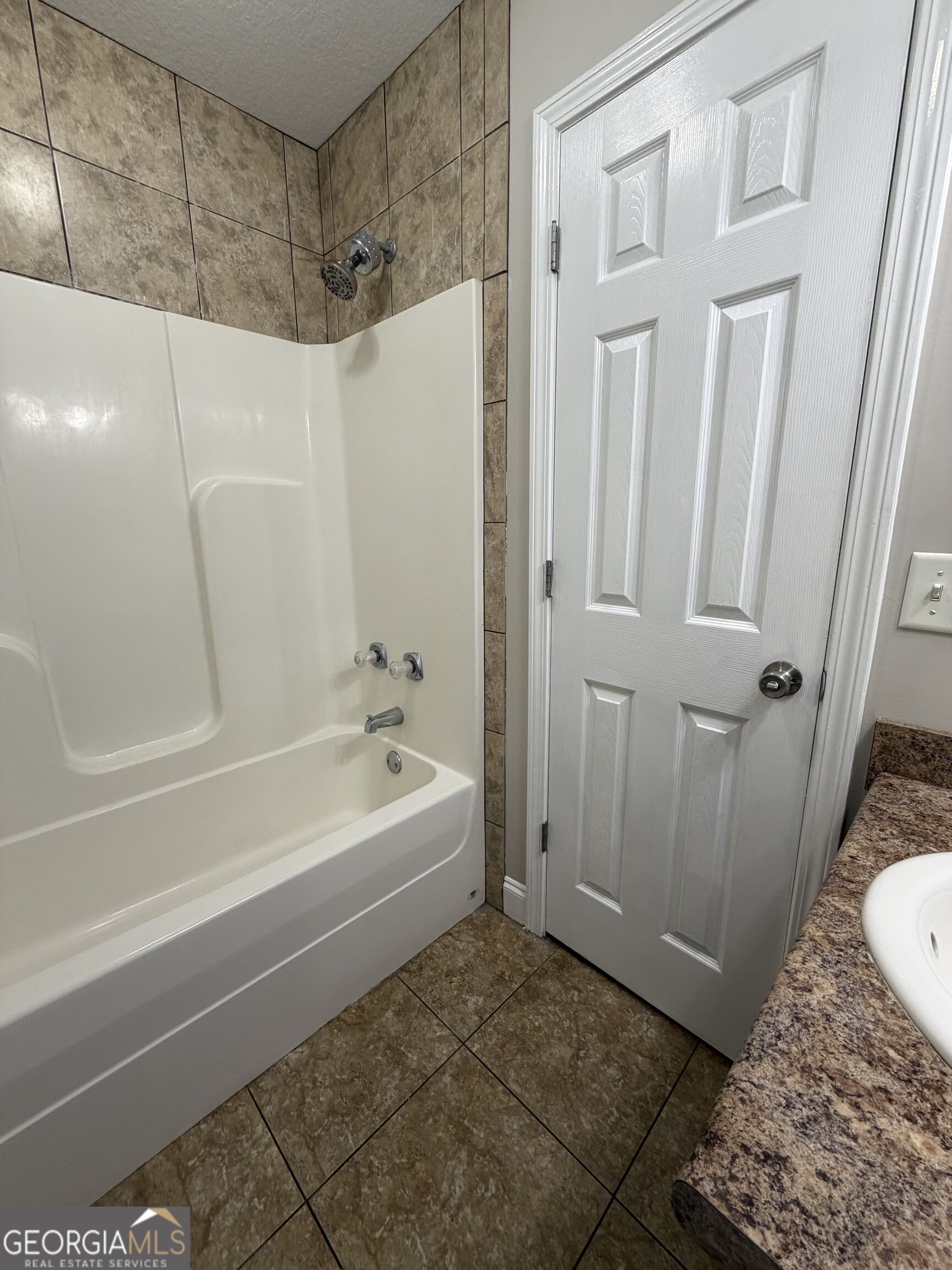 1405 S Cheney Property Photo 13