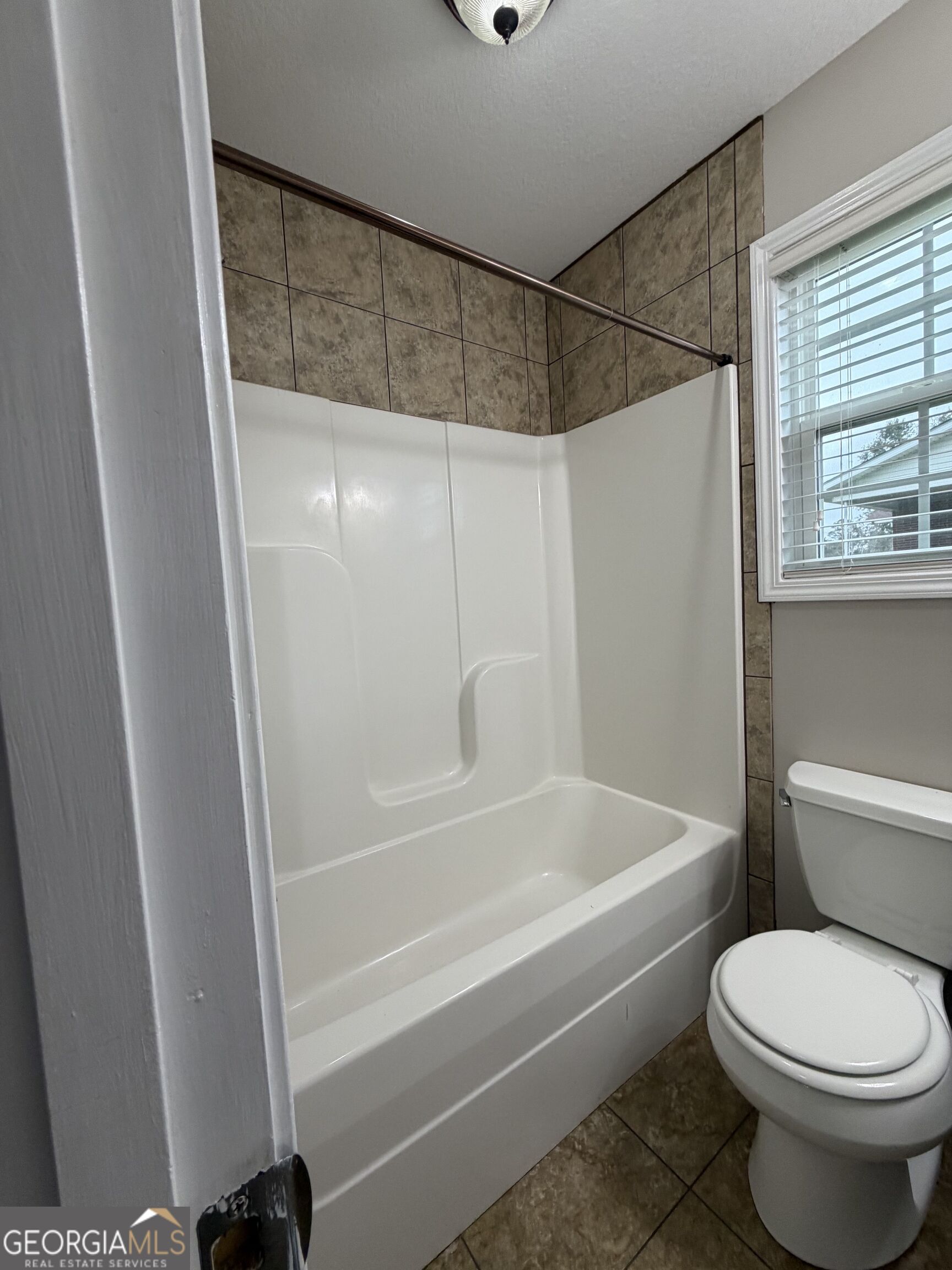 1405 S Cheney Property Photo 15