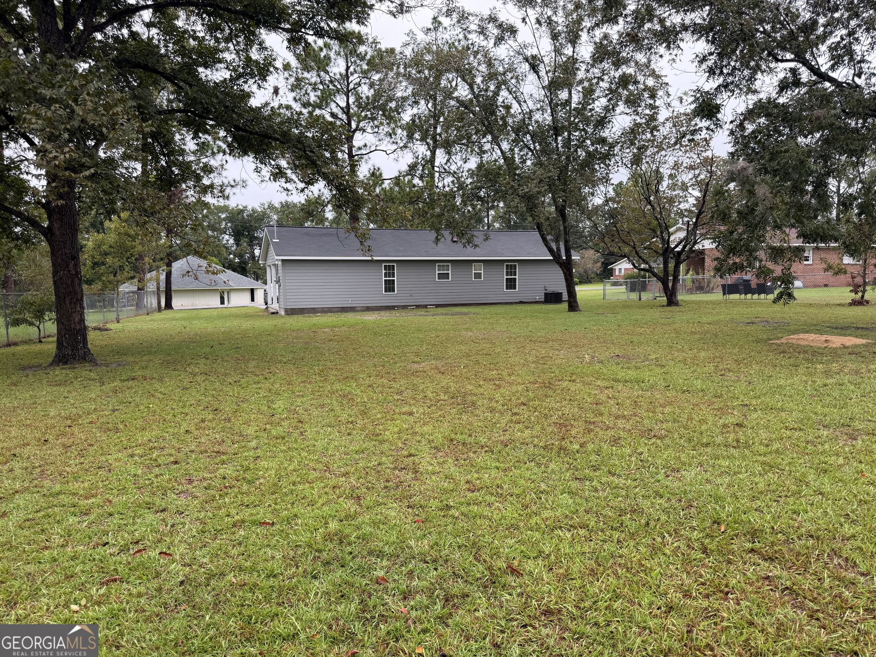 1405 S Cheney Property Photo 16