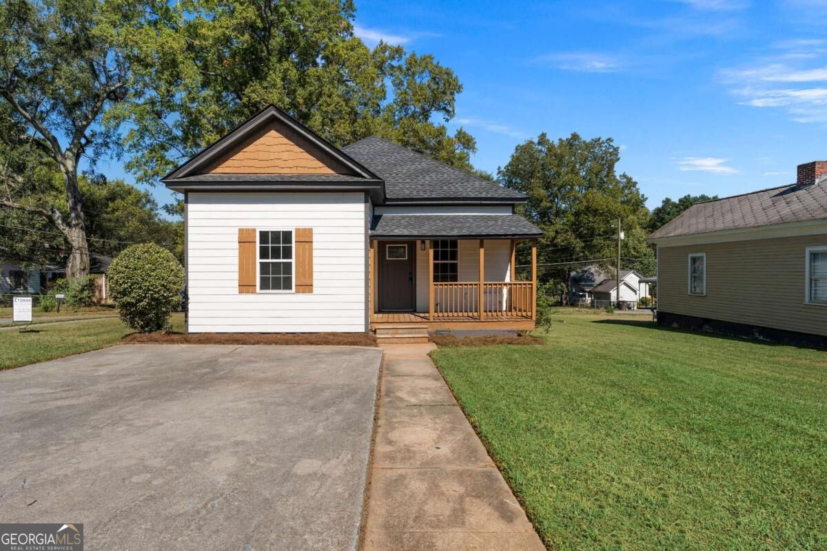 19 Allweather Street Property Photo 5