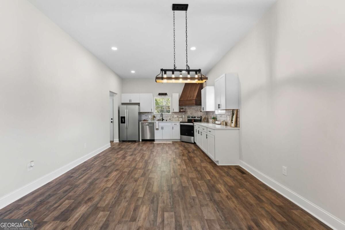 19 Allweather Street Property Photo 12