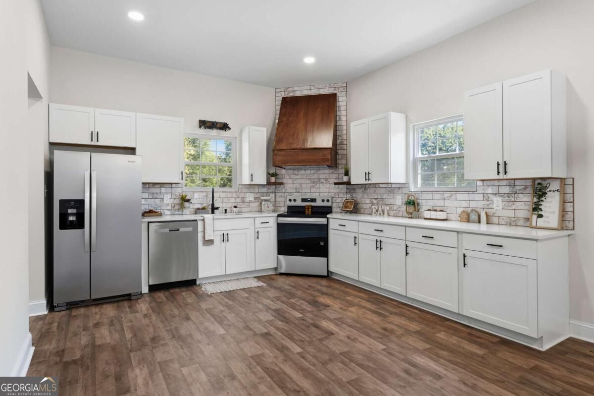 19 Allweather Street Property Photo 13