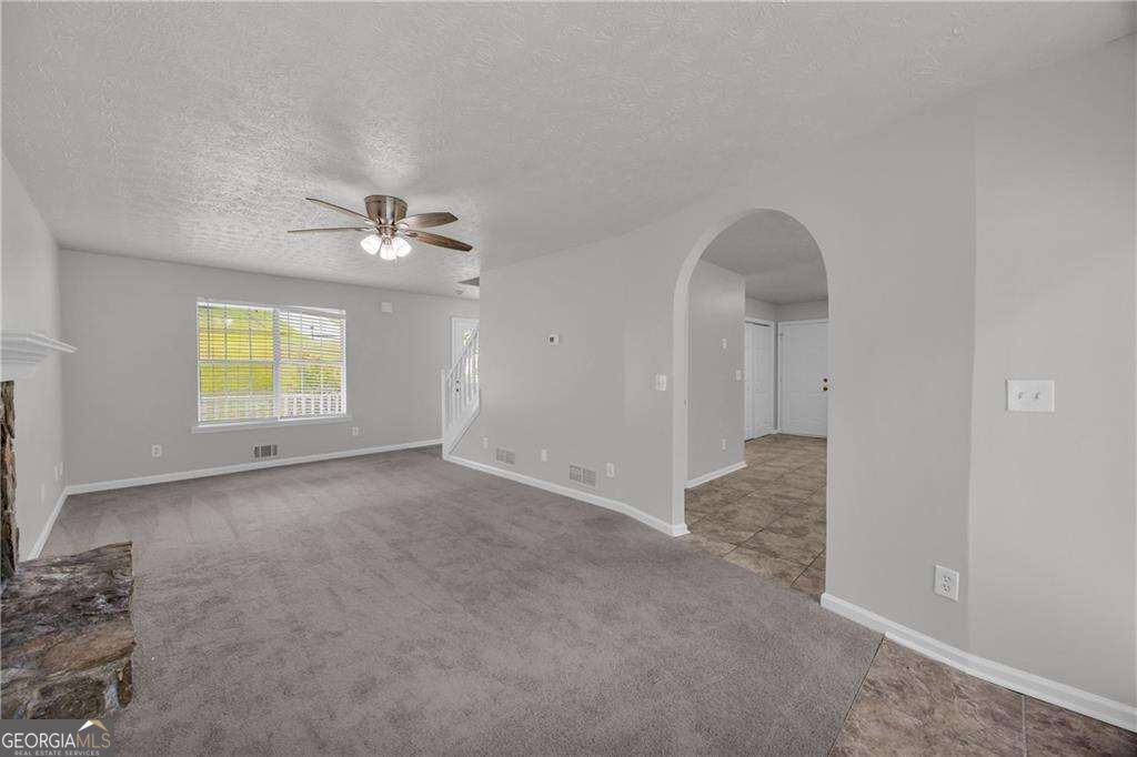 1450 Timber Walk Drive Property Photo 3