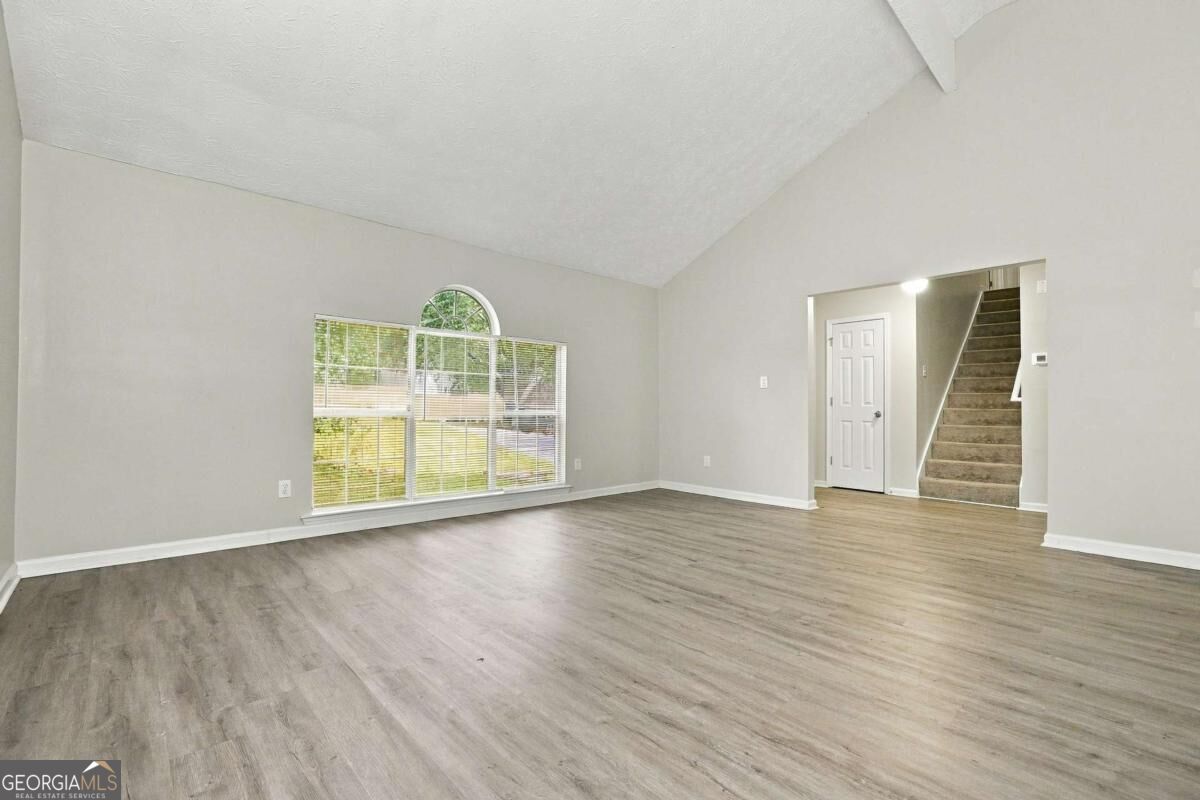 2079 Sugar Creek Fal Court Se Property Photo 4