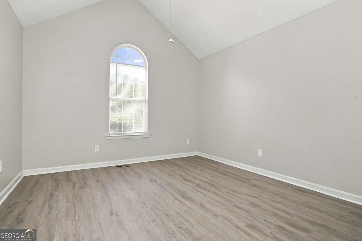 2079 Sugar Creek Fal Court Se Property Photo 10