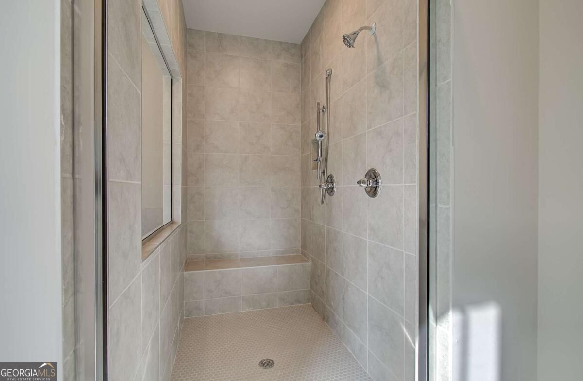 408 Sheridan Drive Property Photo 17