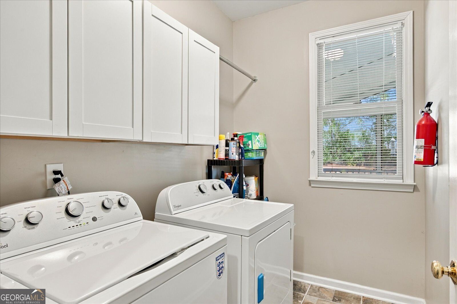 565 Hembree Grove Overlook Property Photo 17