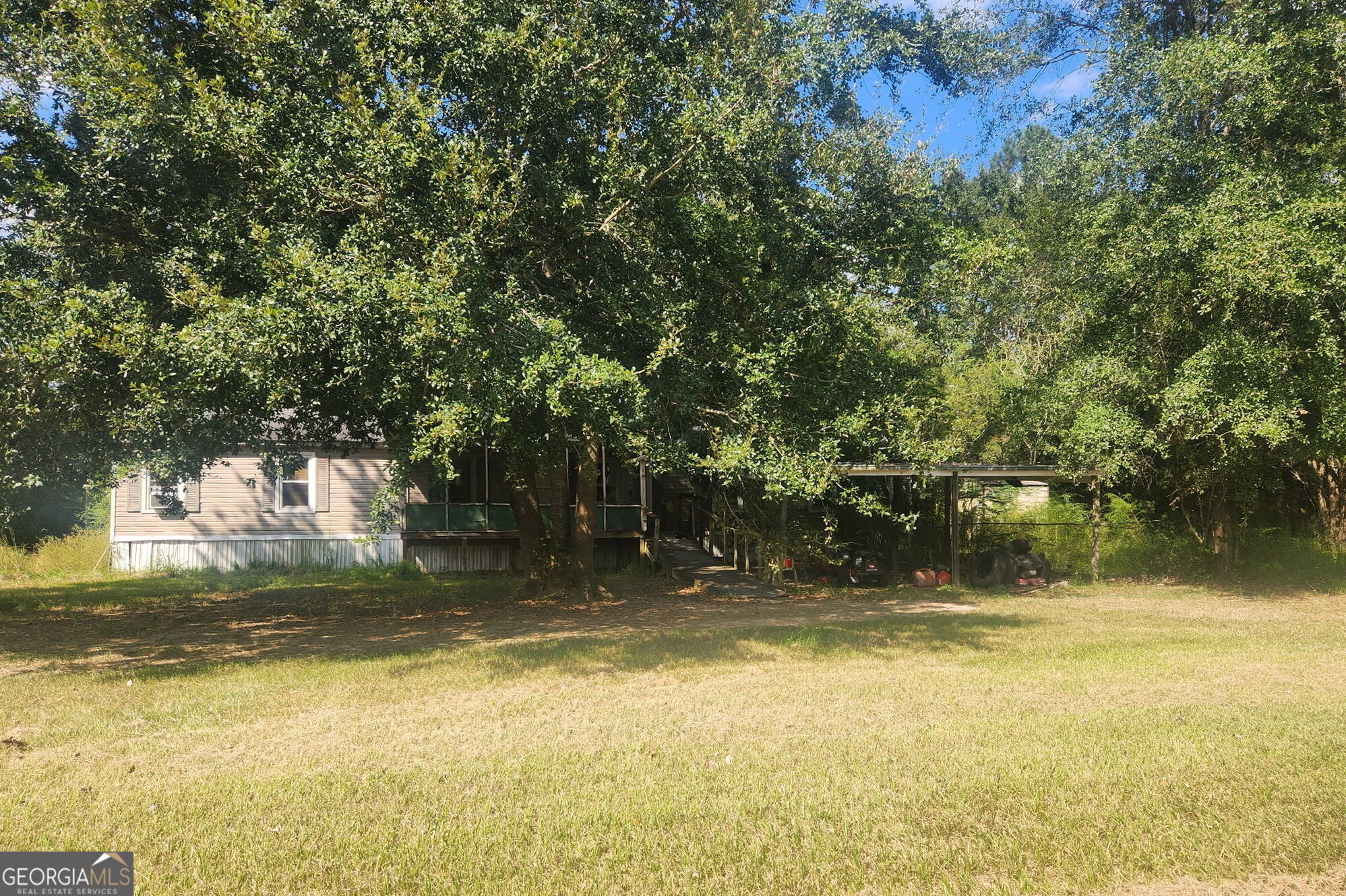 256 Peafowl Road Property Photo 3