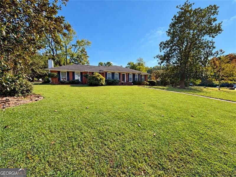 150 Stayman Drive Property Photo 2