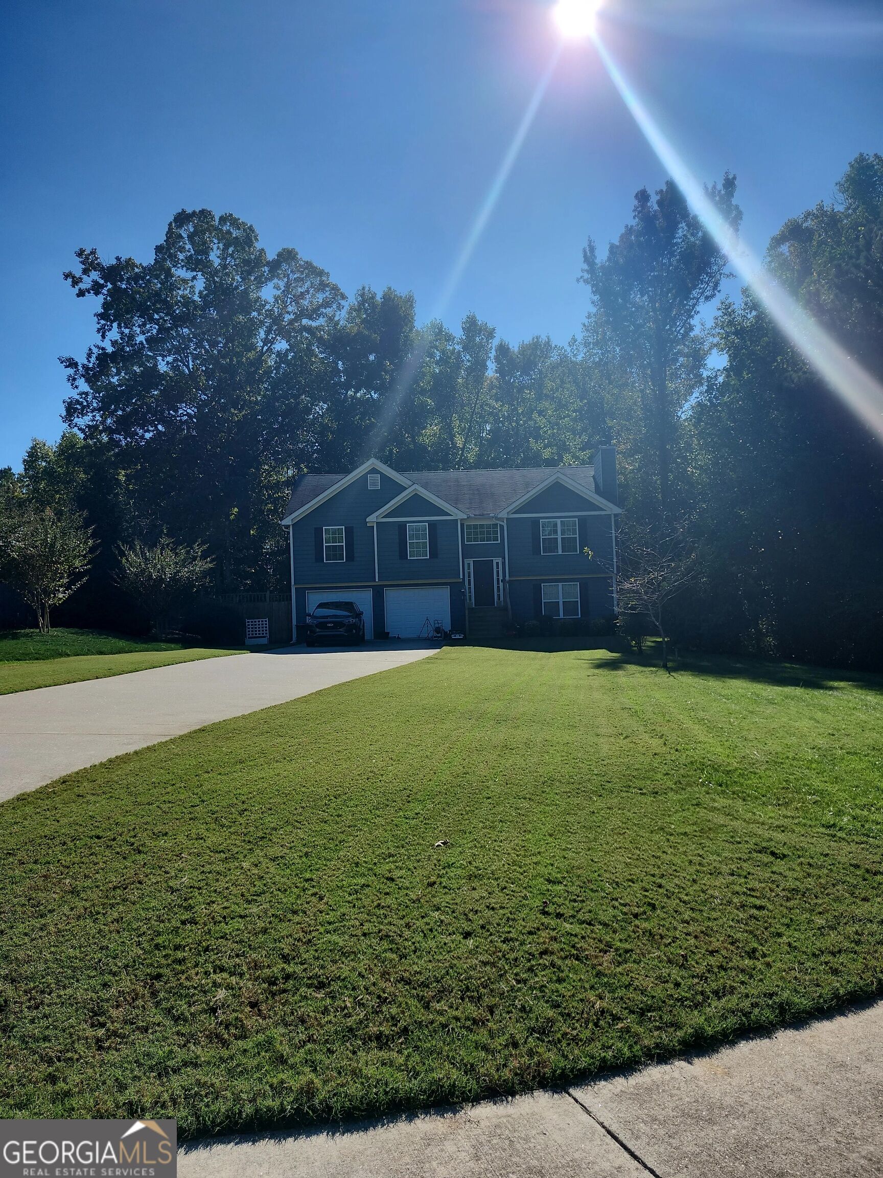 8771 Moss Hill Drive Property Photo 1