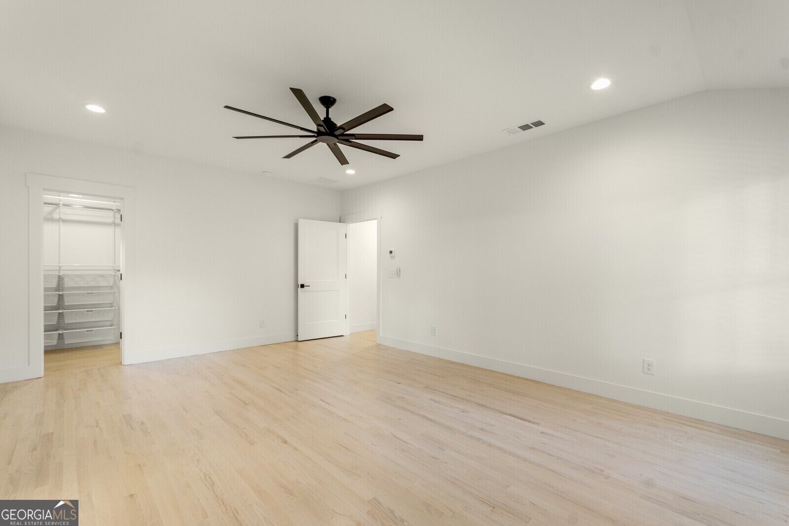 970 Pinedale Drive Property Photo 12