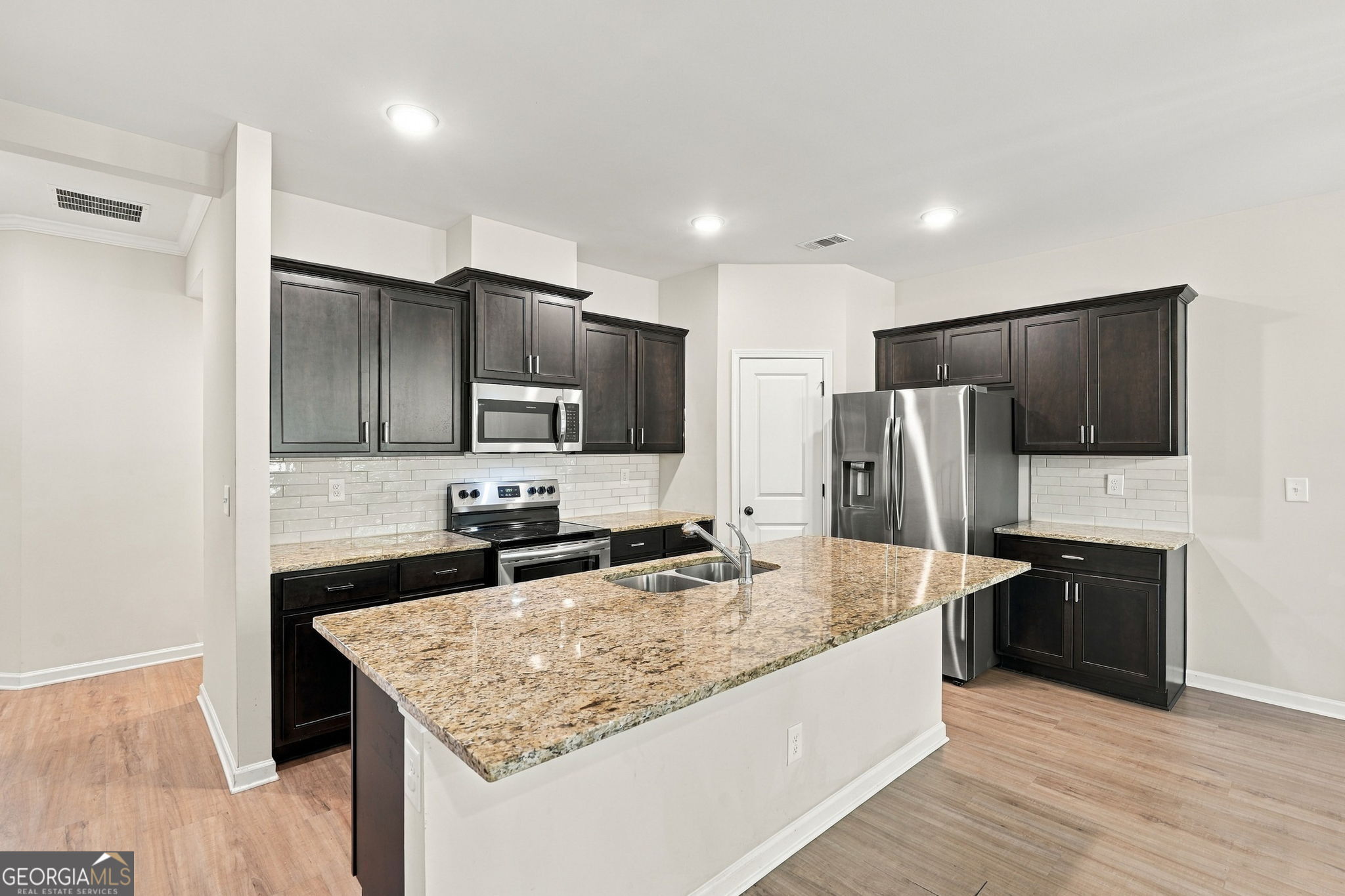 1157 Lucan Lane Nw Property Photo 14