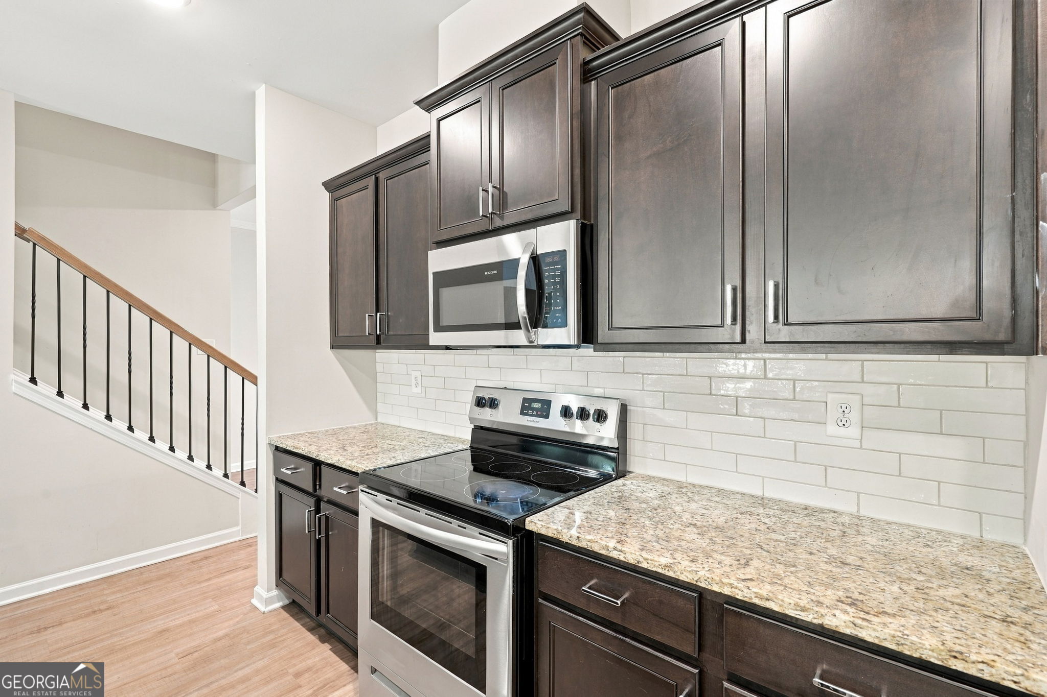 1157 Lucan Lane Nw Property Photo 18